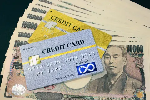 「現金なら使いすぎない」vs「キャッシュレスならポイントが貯まる」どちらが本当に節約につながる？ 見落としがちな家計管理の注意点とは