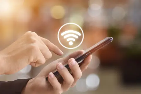 隣人のWi-Fiに接続してみたら、繋がった！このまま無断で使用し続けたらどうなる？
