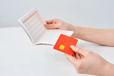 30代共働きです。ボーナスを「教育費用の預金」と「NISA投資」に分けたいのですが、どんな割合が現実的でしょうか？