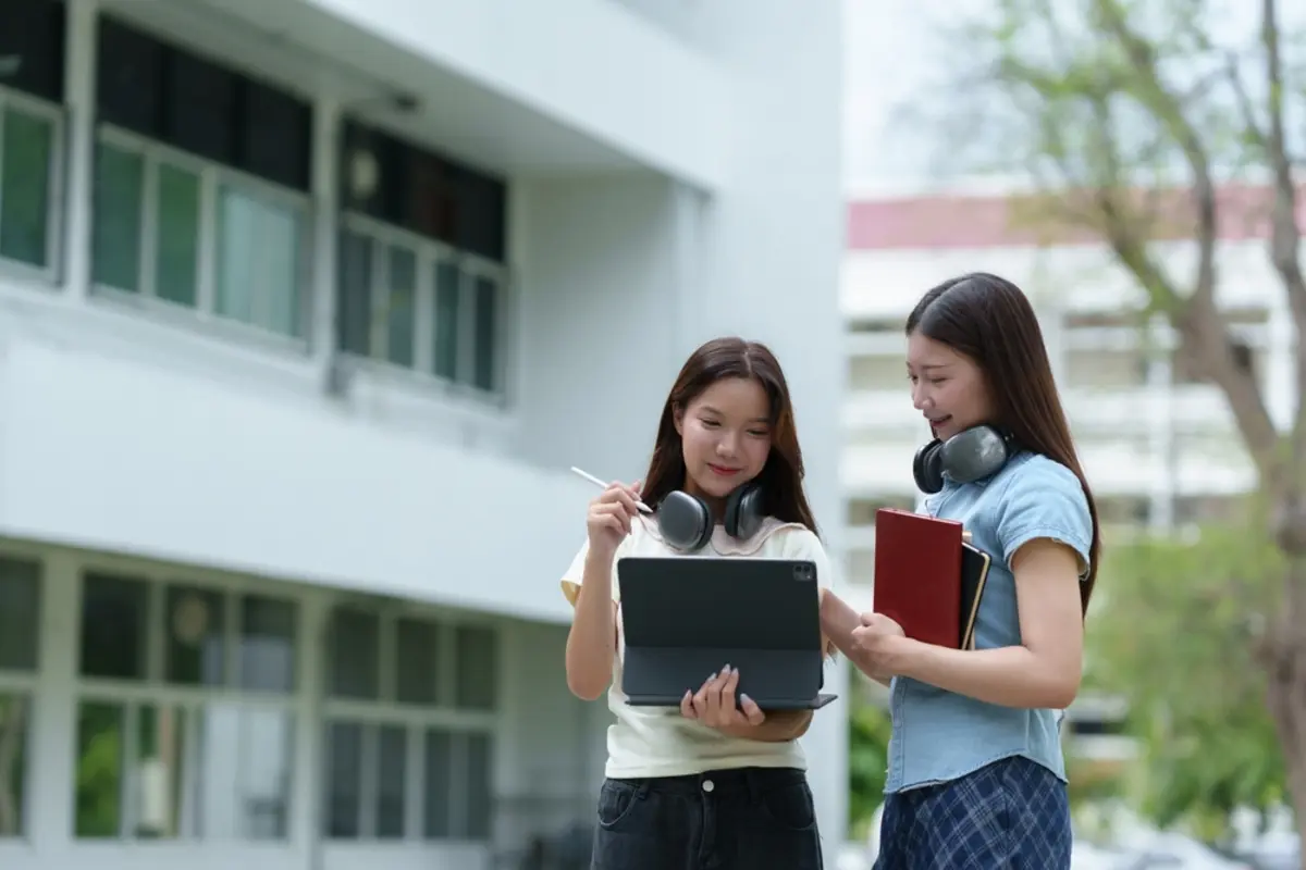 大学生の子どもがいます。我が家は多子世帯に該当し、授業料が減免されています。卒業後は大学院に進学予定ですが、大学院も授業料の減免のまま進学できるのでしょうか？