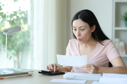 会社で「住民税決定通知書」を見てショック！ ふるさと納税「5万円」寄附したのに“住民税”が全く安くなってない…「医療費控除」をしたら手遅れですか？ 更正の請求の手順を解説