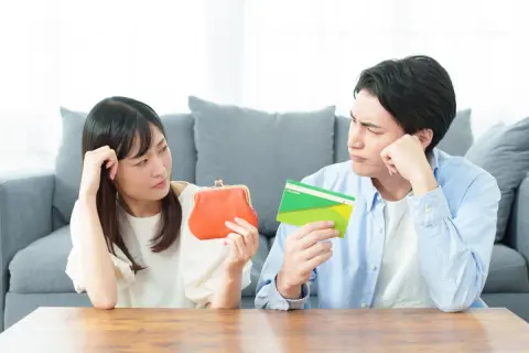 専業主婦だった母が「私は年金を払っていないから、老後は子どもに頼るしかない」と言っています…。うちもカツカツなのですが、仕送りしたほうがよいでしょうか？