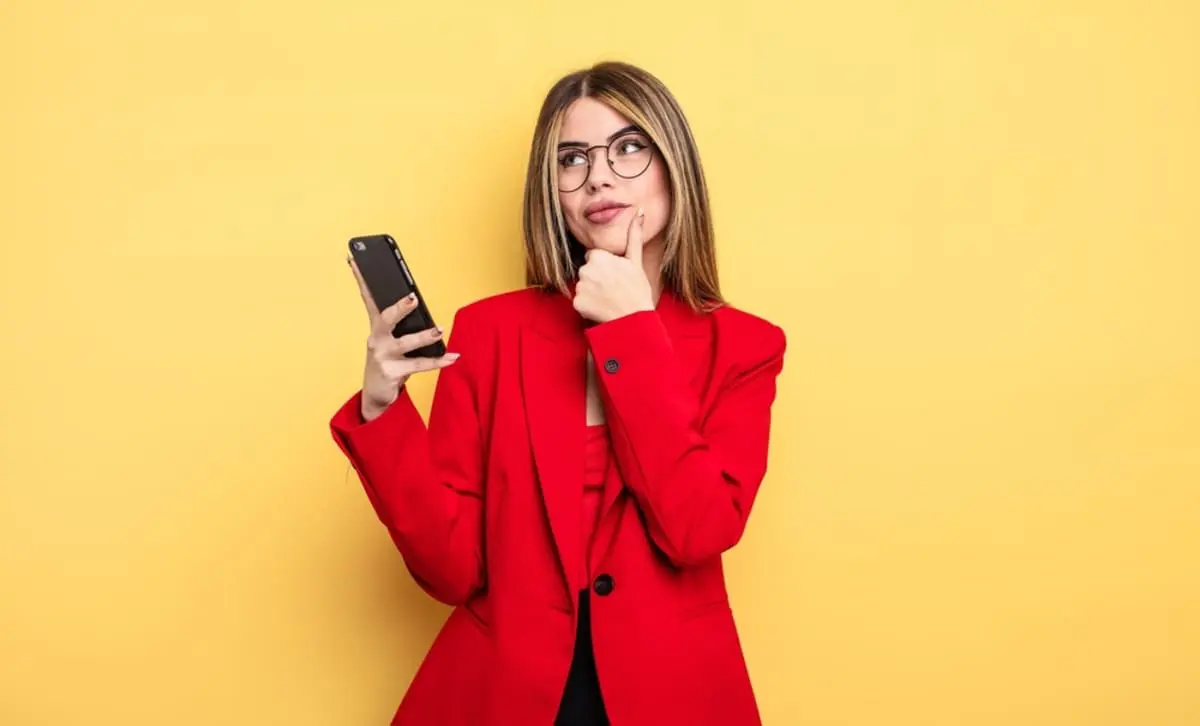 娘が「スマホを2年で買い替えたい」と言っています。本体代が「10万円以上」するのに、そんな頻度で買い替えるのは普通なのでしょうか？