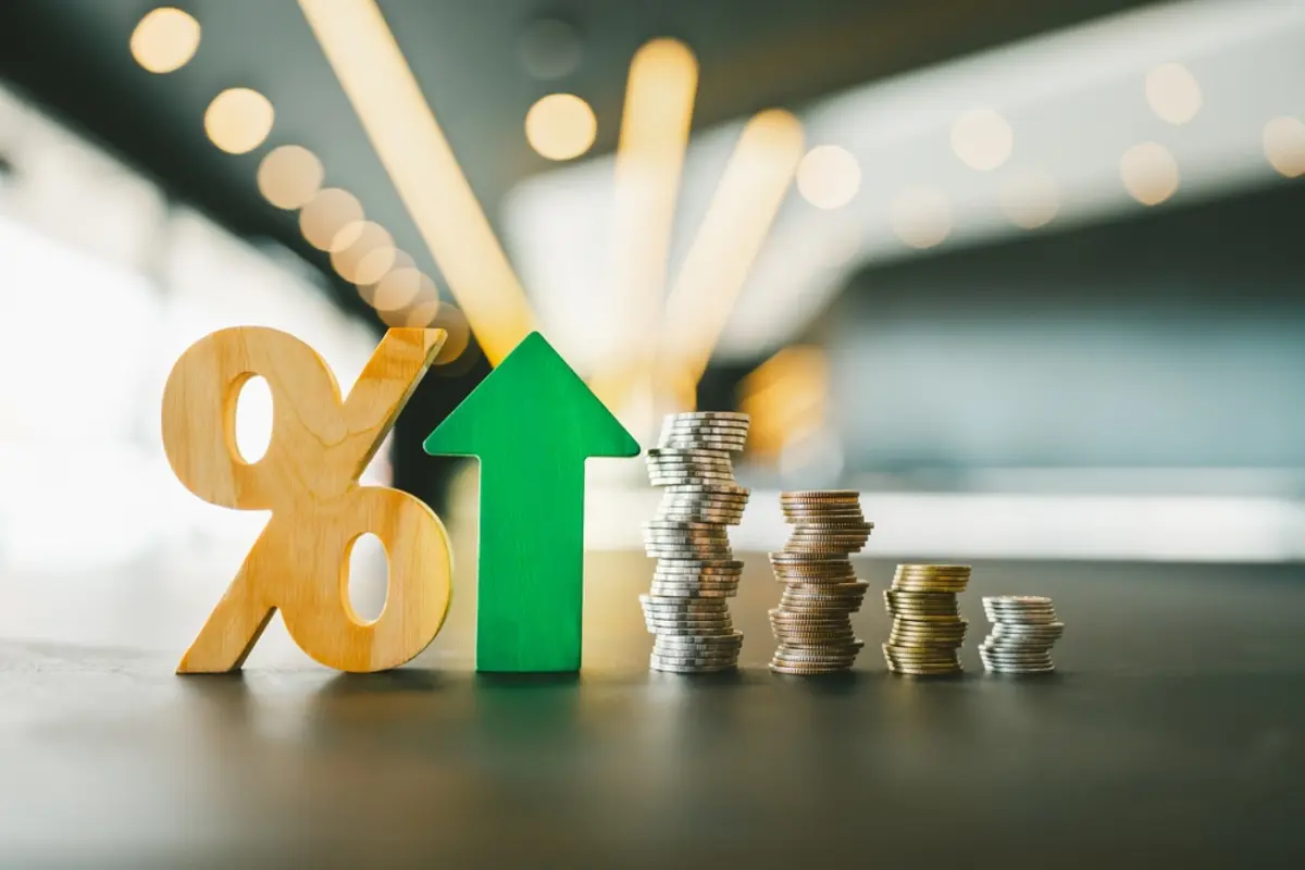 年金だけでは生活が苦しいのに、公営住宅の家賃が突然「2倍」に！私の収入は変わっていないのに、なぜ“月3万円”も払わされるのでしょうか？