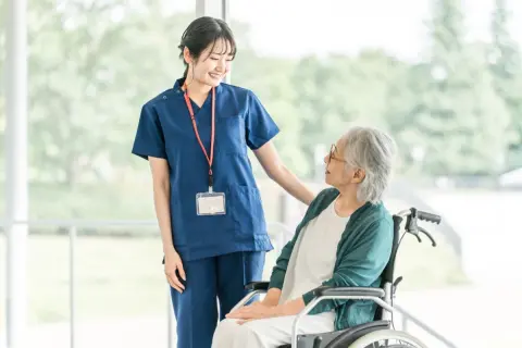 「80代」の妻を介護する夫ですが、もう体力もお金も限界です…。家族だけで抱え込む“老老介護”が辛いのですが、「公的支援」で負担はどれくらい減るのでしょうか？