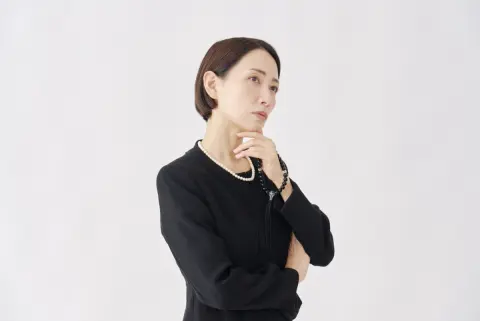 母の死後「仕送り360万円」を“タンス預金”として発見！「1円も使ってなかった」場合でも、遺産分割で“兄に半分取られる”ことに!? 自分の寄与分として「全額回収」できるでしょうか？