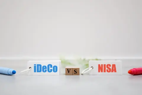 40歳で貯金は「300万円」。老後資金「2000万円」を目指すなら「NISA」と「iDeCo」どちらを優先すべきでしょうか？ 違いを徹底解説