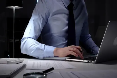 夫が課長に昇進しましたが、残業代がなくなって月収は減少…。ボーナスで補う話だったのに支給額は変わりませんでした。このまま受け入れるしかないですか？