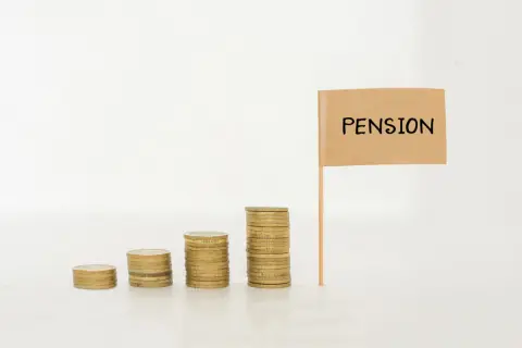 年金額が「4月分から2.0％引き上げ」と聞いて安心していた母。ところが振込額が思ったほど増えていません…。実際の「手取り」に反映されるのはいつからですか？