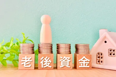 2050年には「約5世帯に1世帯」が65歳以上の単身世帯に!? 50歳で独身の兄が「老後も1人なら貯蓄1000万円で十分」と言っていますが、本当に老後資金は足りるのでしょうか？ 単身世帯の生活費を確認