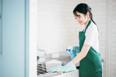 【時間をお金で買うのはぜいたく？】妻から「家事代行に月2万円払いたい」と言われました。掃除や洗濯は自分でやれば無料なのに、“自由な時間を買う”ためなら高くないのでしょうか？