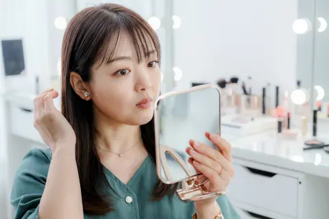 同僚は毎月「1万5000円」の美容院、私は「3000円」の格安店…。「身だしなみを整えることも仕事のうち」と言いますが、働く世代の美容代はどこまでかけるべきでしょうか？