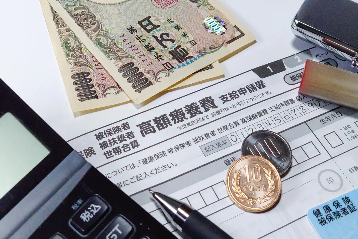 8月に「高額療養費改正」が“上限引き上げ”の改悪！「年収700万円」の場合、医療費は“どれだけ増える”ことになりますか？ 改正内容と対策を解説