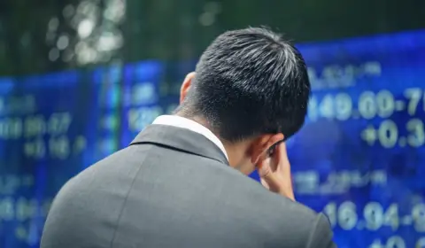 株価が上昇を続けるのに生活が楽にならないのはどうして？
