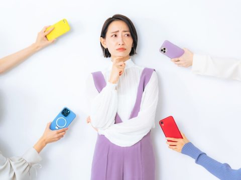家計見直しで格安SIMにしたいのですが、妻から「家族割がなくなるなら逆に高くならない？」と言われました。乗り換え前に比較すべきポイントは何ですか？