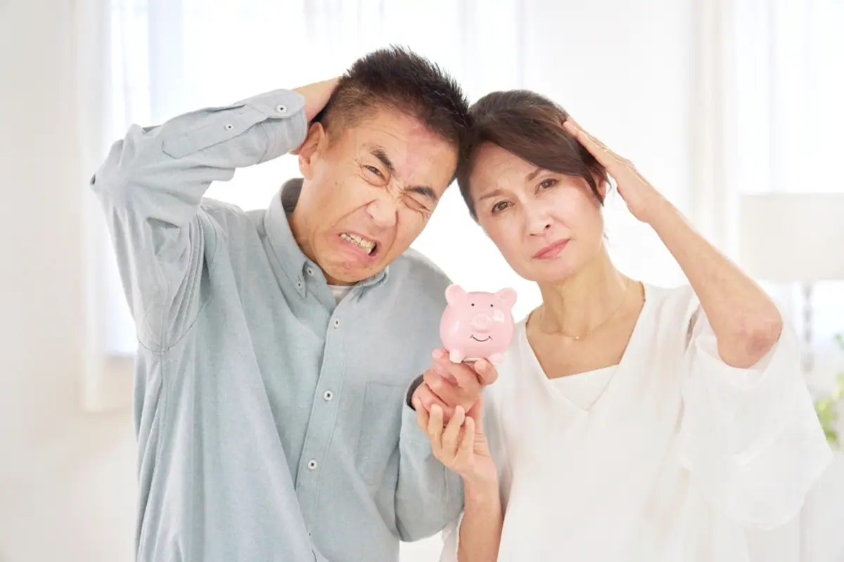 自営業の父が「将来のために」と毎月数万円払っていた「国民年金基金」。でも「将来破綻するかも」という噂を聞いて不安に…。もし基金が解散したら、今まで払った“数百万円”は水の泡ですか？
