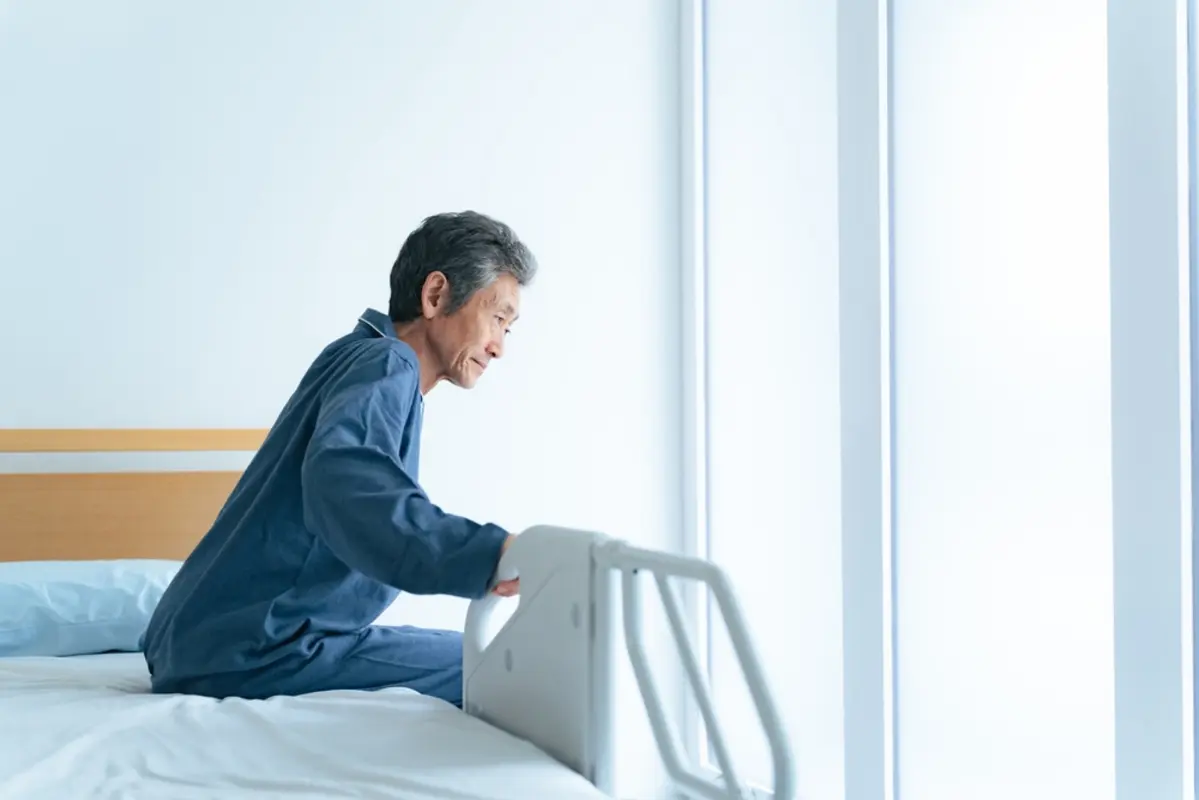 急な入院で「個室しか空いておらず追加で10万円かかる」と言われビックリ！ 私は「相部屋で十分」ですが“病院都合”なのに、言われた費用を払うしかないんですか？「支払いが不要」になる3つのケース