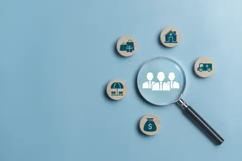 会社員は社会保険が手厚いから民間保険はいらないって本当ですか？ 具体的にどんな保障がついてるのでしょうか？