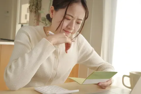 離婚した元夫が亡くなりました。私が子どもを引き取って育てているのに、「現在の妻」が遺族年金を独り占めするなんてズルくないですか？ 元妻には1円も入らないのでしょうか？