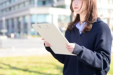 里帰り出産で実家に帰省中、回覧板を放置したとして町内会から「罰金1万円」の請求が…。払わないといけませんか？