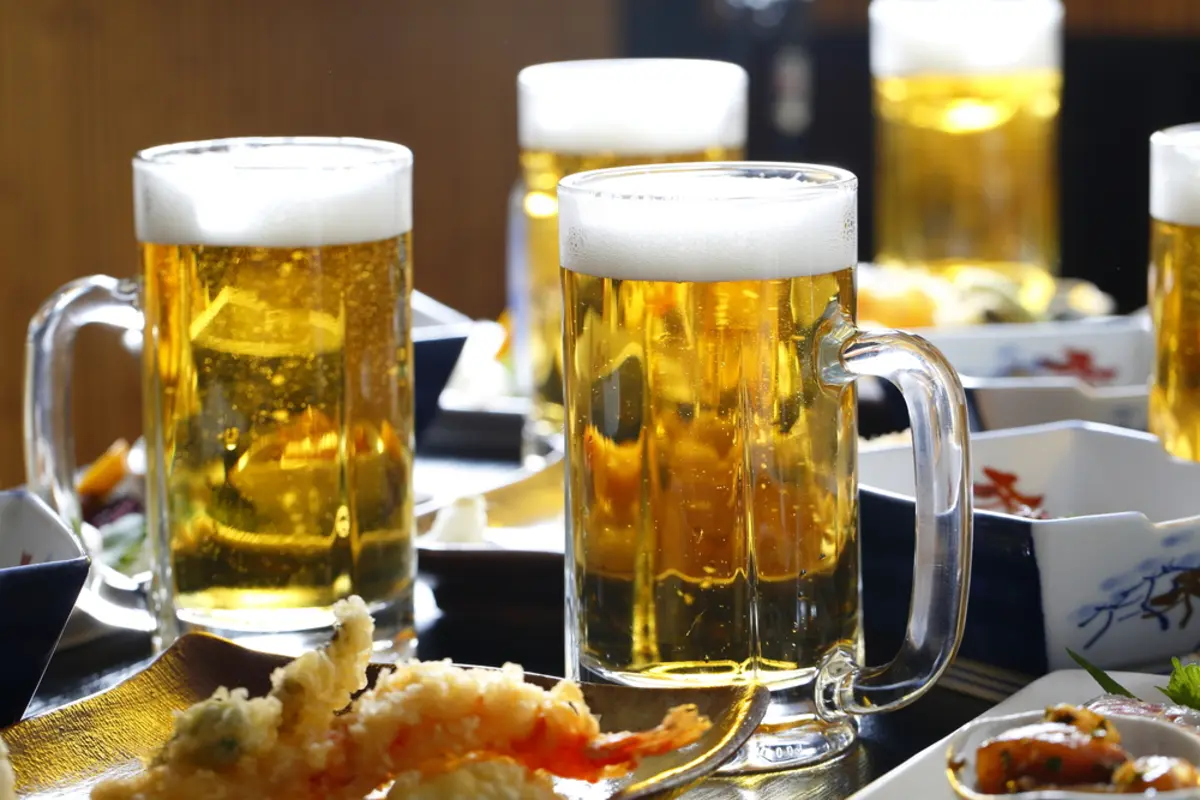 上司の飲み代「1万円」を自腹で立て替えたまま放置してしまった！「精算の時効」を過ぎたら諦めるしかないの？ 会社への正しい請求方法とは？
