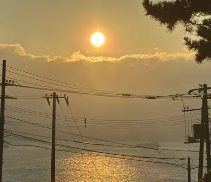 函館山の夜景は「ロープウェイ往復1800円」だけど、夕日なら「ゼロ円」!?“函館・船見町周辺”で絶景を見るためのルートと交通費を在住ライターが解説