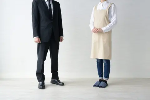 世帯年収「1000万円」を超えれば“パワーカップル”？ 夫婦共働きの平均年収と比べると、実際どのくらいの水準なのでしょうか？