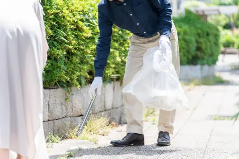 定年後は充実した生活を送りたいため、地域活動への参加を考えています。町内会の役員を引き受けると、謝礼や活動費を受け取れる場合もあるのでしょうか？