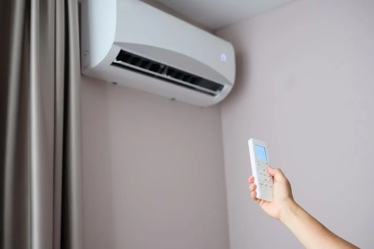 在宅勤務で7月の電気代が「8000円」増えました。会社に光熱費を請求することはできるのでしょうか？