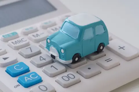残クレで買った「アルファード」がゲリラ豪雨で“水没”…残りの「ローン300万円」は、車が動かなくても“払わないとダメ”ですか？ 車両保険「一般型」「エコノミー型」の補償内容を確認