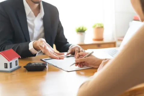 長年住んでいる賃貸で「風呂場をリフォームする代わりに家賃を1万円上げてもいい？」と大家さんにお願いされました。リフォームを断って住み続けても問題ないのでしょうか？