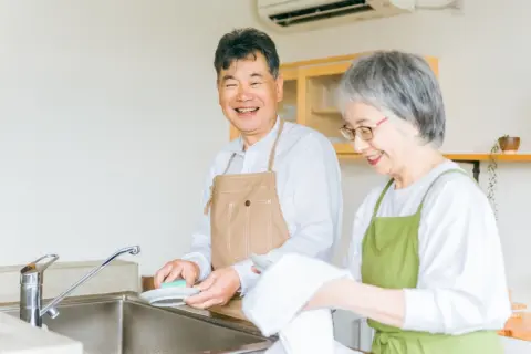 夫婦で長年貯めてきたタンス預金「350万円」で、水回りのリフォームをすることに。通帳に記録がない現金を一括で支払うと、税務署から指摘されることはあるのでしょうか？