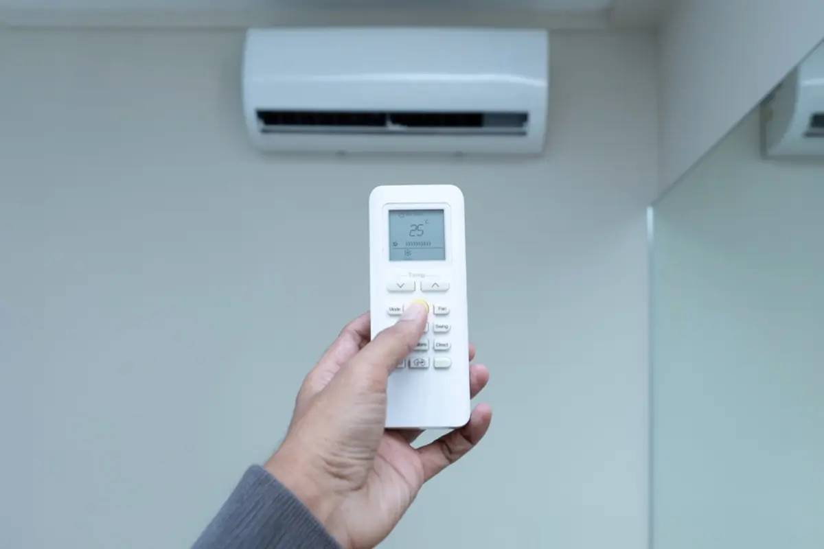 梅雨の時期、エアコンの除湿と冷房ではどちらの電気代が安いですか？ 冷房と除湿、どう使っていけばいいのでしょうか。