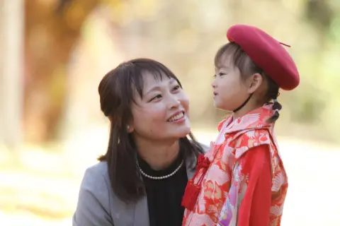 子どもの七五三で親戚から「1万円」のお祝いをもらいました。母から「半返しが常識」と言われましたが、子どものお祝いでも5000円程度のお返しが必要なのでしょうか？