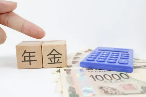 「国民年金は一度も払っていない」という40代の弟。「毎月2万円近く払うなら貯金する」と言いますが、このまま未納を続けると老後は本当に「年金0円」になるのでしょうか…？