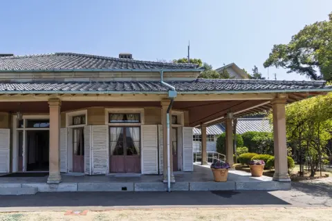 老後は平屋に住みたい！でも平屋にすると土地代が「1000万円」高くなります。老後の暮らしやすさを考えると、無理をしてでも平屋にするべきでしょうか？