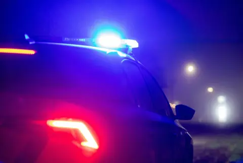 車で出勤中、警察から「ナンバー灯が切れています」と止められました。出発前には気づかなかった故障でも、知らなかったことを理由に反則金を免れることはできないのでしょうか？