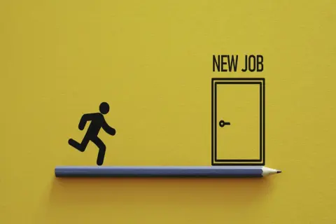 「年収アップ」の条件で転職したはずが、初任給の手取りが“月5万円”も減っていて怒り爆発！ 求人票の「みなし残業代（固定残業代）」を見落とすと大損するって本当？