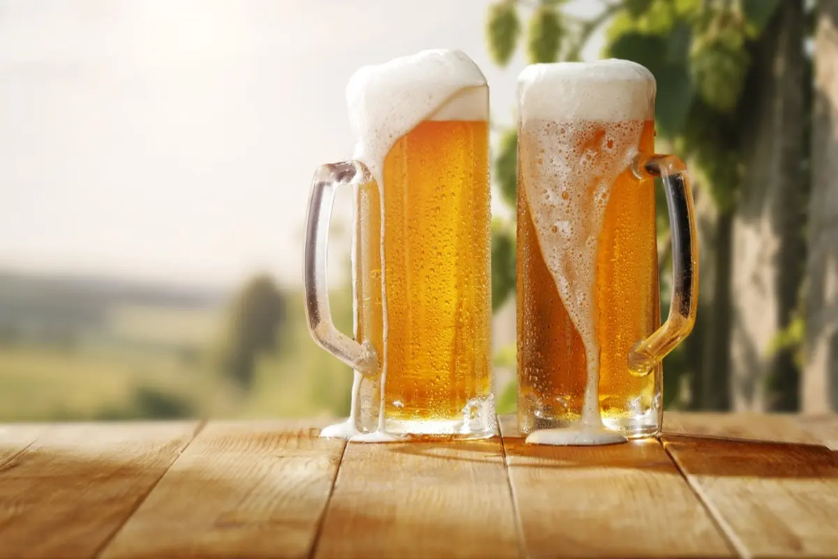 【2026年10月】サントリー金麦が“税率一本化”で「第3のビール」から「普通のビール」に!? なぜ税率変更で“中身まで変わる”のか…大手4社「アサヒ・キリン・サッポロ・サントリー」の動きも解説