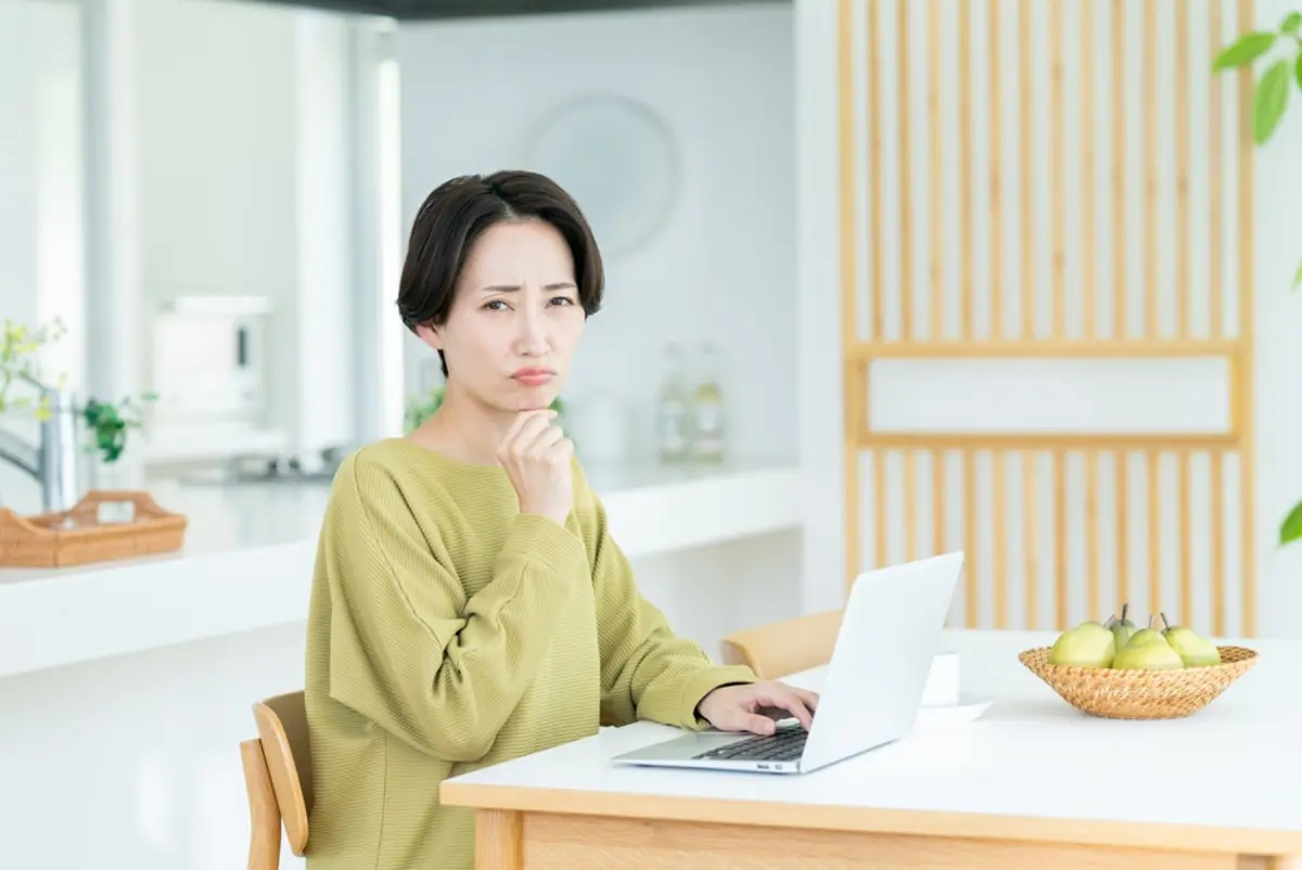 夫の死後、義父から「毎月3万円仕送りしてほしい」と頼まれ愕然！ 夫の遺産「2000万円」あるとはいえ、妻が“義父の生活費”を負担する義務はありませんよね？「義両親への扶養義務」を確認
