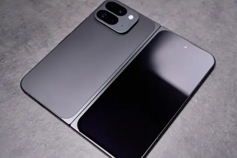 気になっていた「iPhone Duo」の価格を調べると「36万円超」で絶句…。ところが友人は「実質20万円台で買えたよ」と言います。私も「30万円以下」で購入する方法はあるのでしょうか？