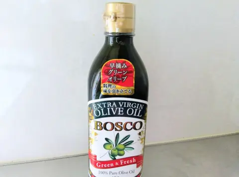 【実録】「オリーブオイルに2040円」は“普段使い”には高い!? 1本「684g」と多めだけど最後まで“酸化せず使い切れる”のか…「BOSCO エキストラバージンオリーブオイル」の使用感を検証