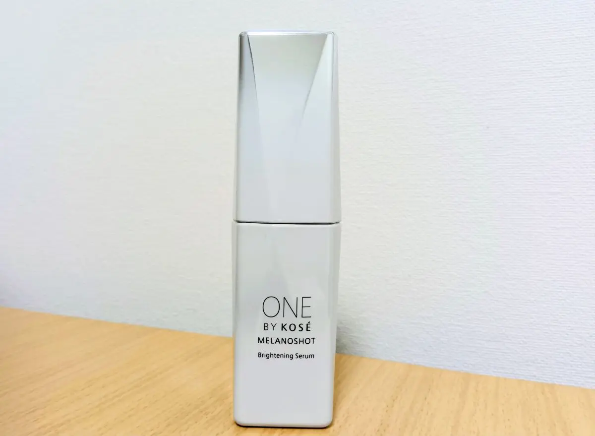 【実録】肌のくすみや“シミ・ソバカス対策”に「ONE BY KOSE メラノショットP」を購入！「普段使いに6270円は高い」とためらうも、結局“2回リピート”する理由。使い続けて感じた「肌の変化」とは