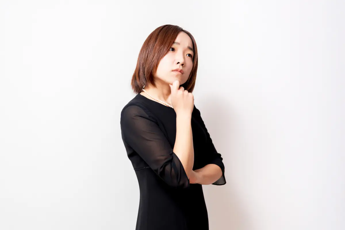 「認知症の義父を5年介護、仕事も辞めたのに…」法要後に義弟から「お義姉さんは他人ですから」と吐き捨てられ衝撃！ 年収240万円だったので「遺産4000万円」から“1200万円”はもらえますよね!? 請求の条件とは