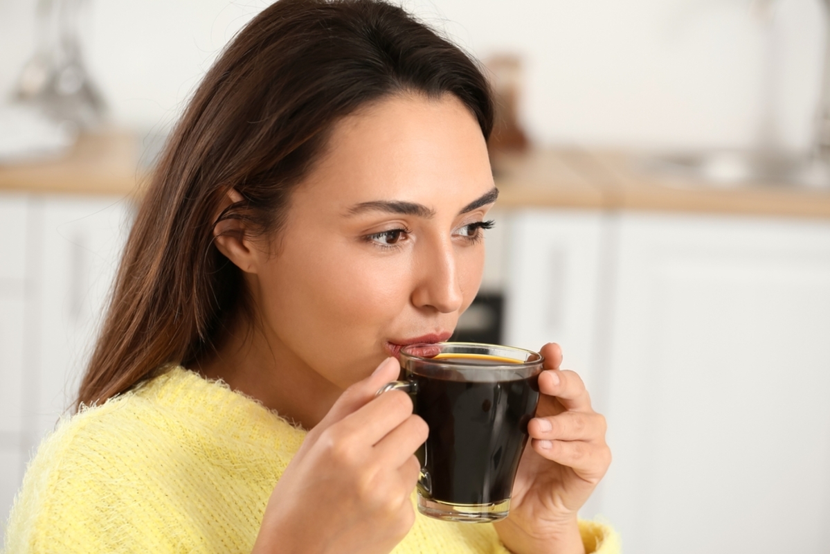 【実録】スタバの「コーヒー&ラテ」が“約430円で8杯”作れる!? 店舗では「1杯約400円」はするのに…濃縮タイプの「コーヒークラフト」はお得なのか“ネスカフェ・UCC”などと比べてみた