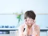 遠方に住む母が「生活保護」を申請し、私に「扶養照会」が届きました。共働きで世帯年収は「800万円」ですが、住宅ローンや教育費で家計はギリギリ…。それでも援助を断ると、母は生活保護を受けられなくなるのでしょうか？