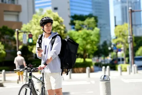 生活保護を受けています。高校生の息子がアルバイトで「月4万円」稼いだら、保護費も「4万円」減ってしまうのでしょうか？