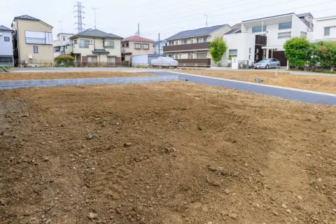 近所の人から、相続した土地を「1800万円なら買いたい」と言われました。不動産会社を通さず直接売る場合、どんな点に気をつければよいのでしょうか？