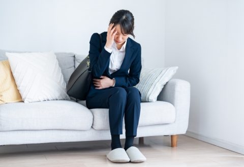 有給休暇を使い切ってしまったのですが、体調が悪く会社を休みたいと思っています。有給がない状態で病欠すると、給料は減ってしまうのでしょうか？