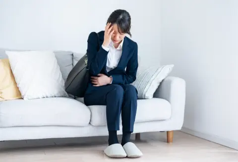 有給休暇を使い切ってしまったのですが、体調が悪く会社を休みたいと思っています。有給がない状態で病欠すると、給料は減ってしまうのでしょうか？
